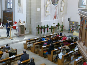 Palmsontag in St. Crescentius - Beginn der Heiligen Woche (Foto: Karl-Franz Thiede)